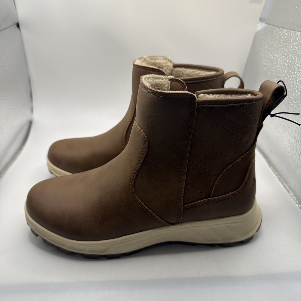 New Khombu Dusk Women's All Weather Memory Foam Water Repellent Boots. Size 6.